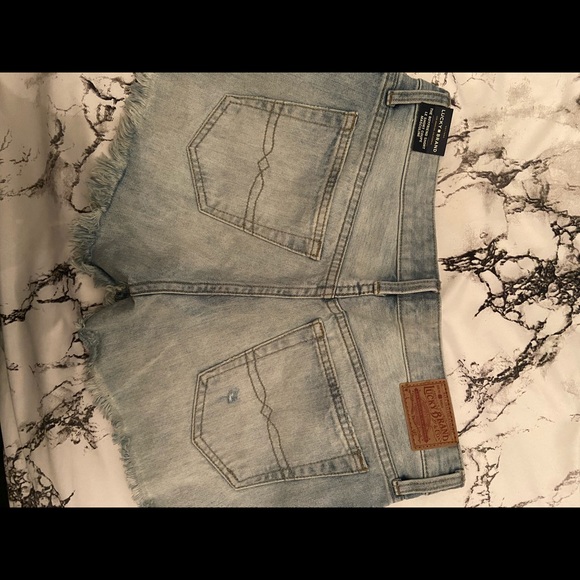 Lucky Brand “The boyfriend short” size 27 - Picture 5 of 6